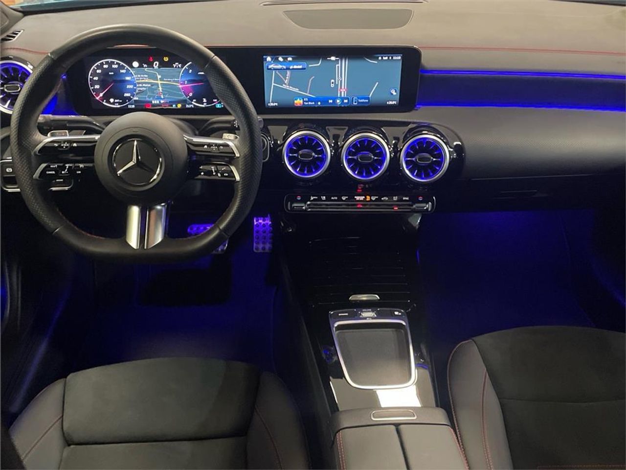 Mercedes CLA 220 D DCT - foto 7