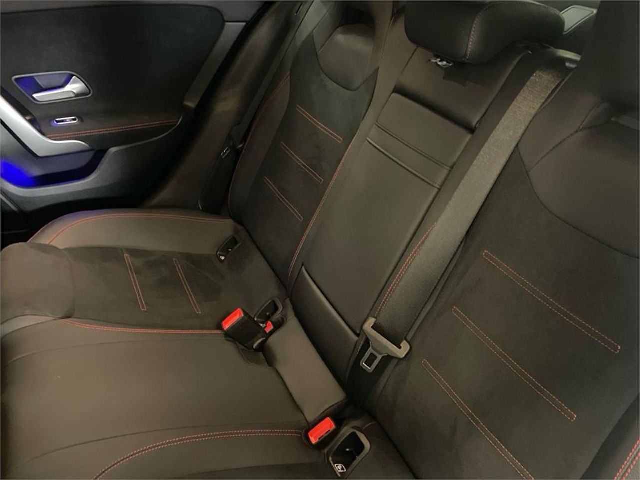 Mercedes CLA 220 D DCT - foto 11