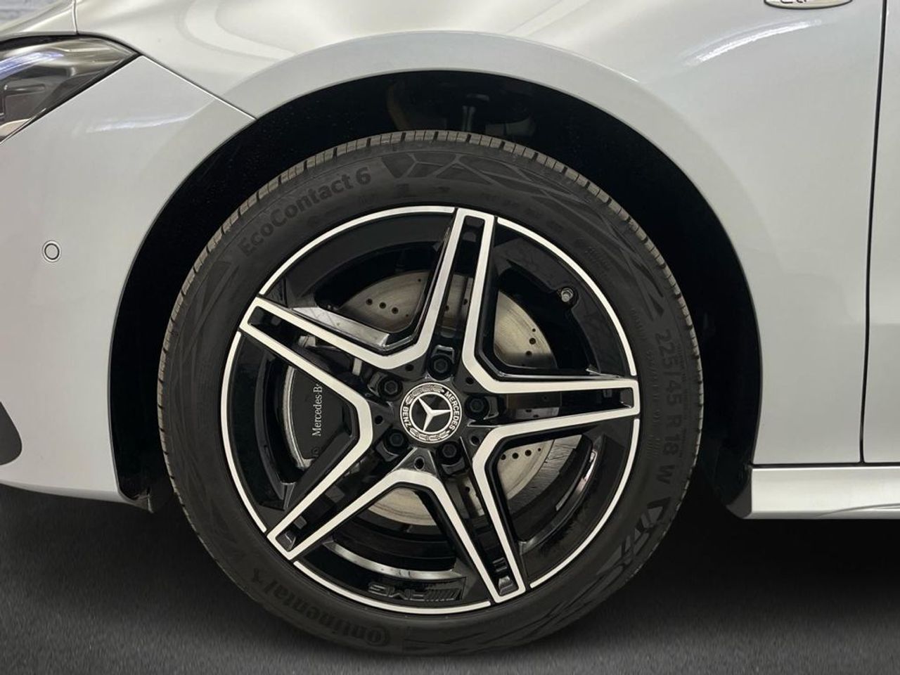 Mercedes CLA 250 e - foto 5