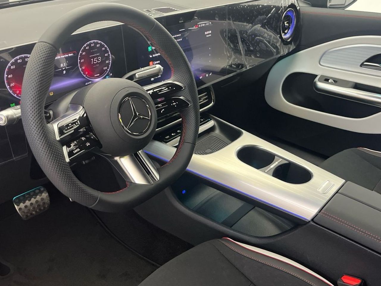 Mercedes CLA 250+ con tecnología EQ - foto 6