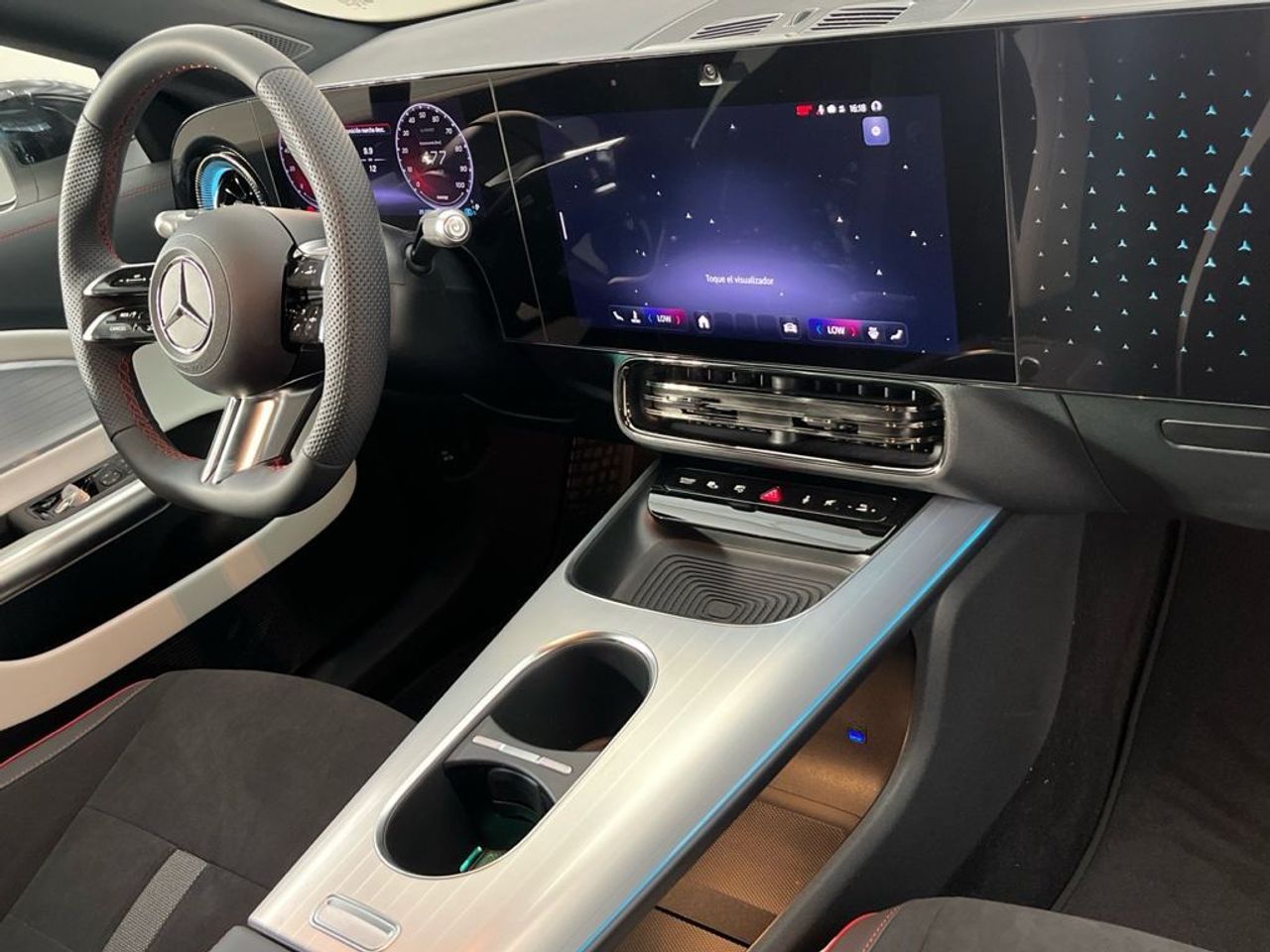 Mercedes CLA 250+ con tecnología EQ - foto 10