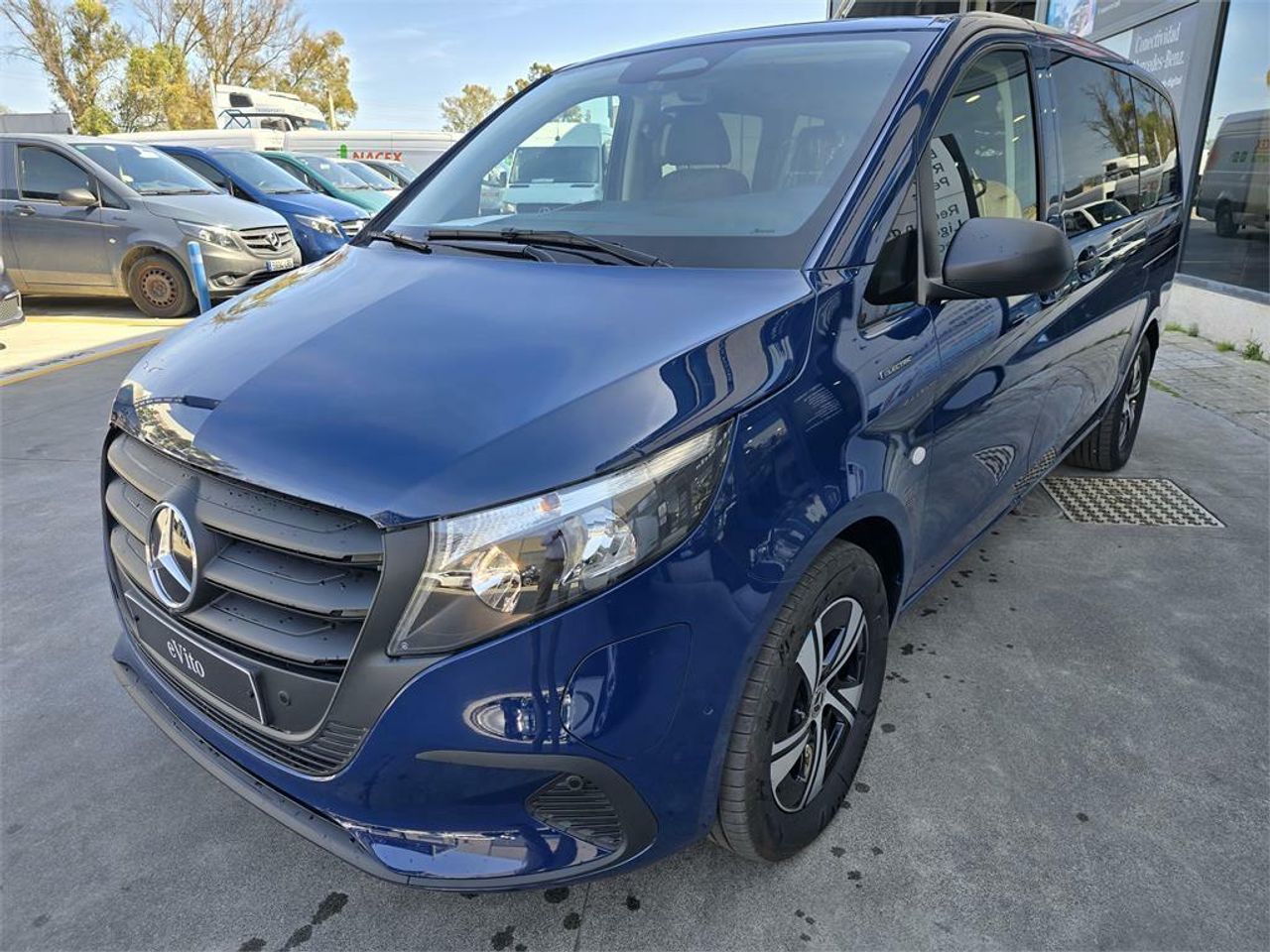 Mercedes Vito e-Vito 129 Tourer Pro Larga