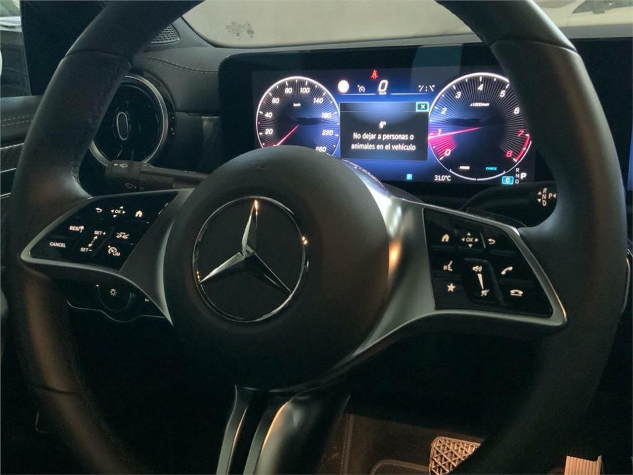 Mercedes CLA 180 - foto 12