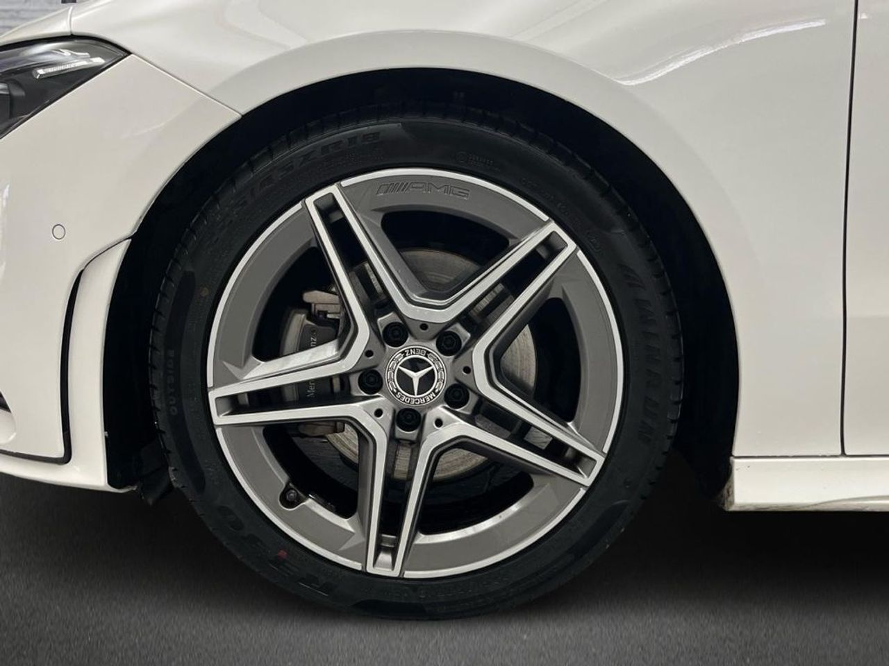 Mercedes CLA 180 AMG Line (EURO 6d) - foto 5