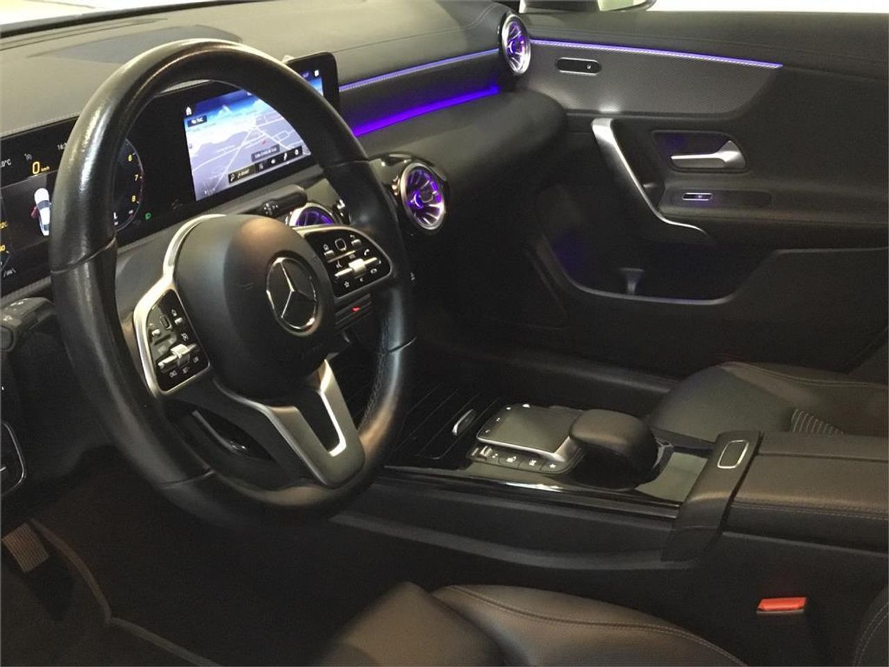 Mercedes CLA 180 - foto 6