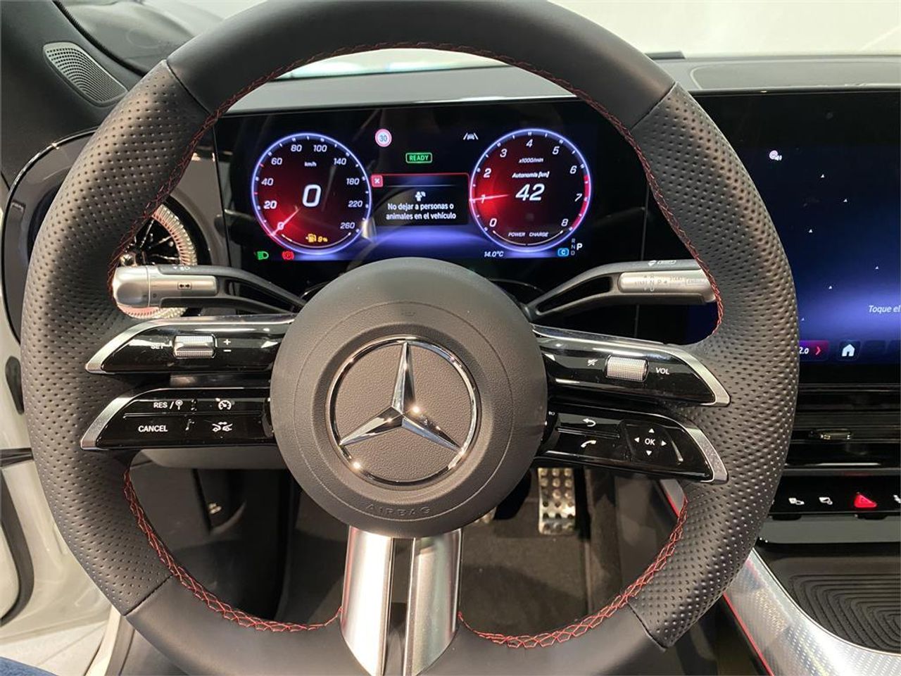 Mercedes CLA 180 con tecnología híbrida - foto 6