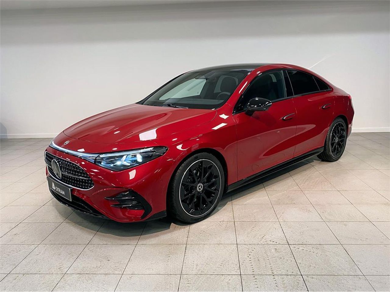 Mercedes CLA 180 con tecnología híbrida