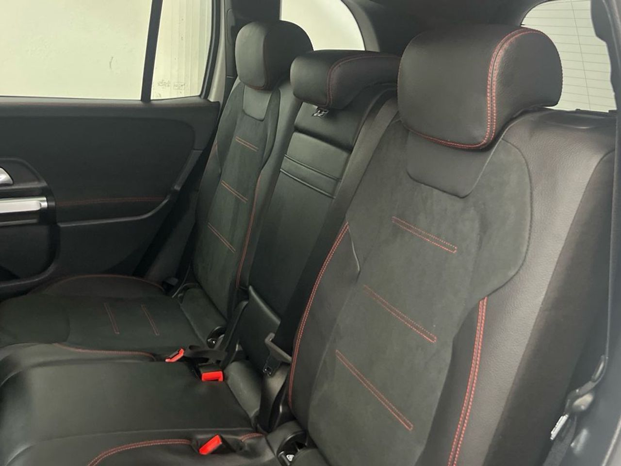 Mercedes Clase GLB 200 d AMG Line (EURO 6d) - foto 11