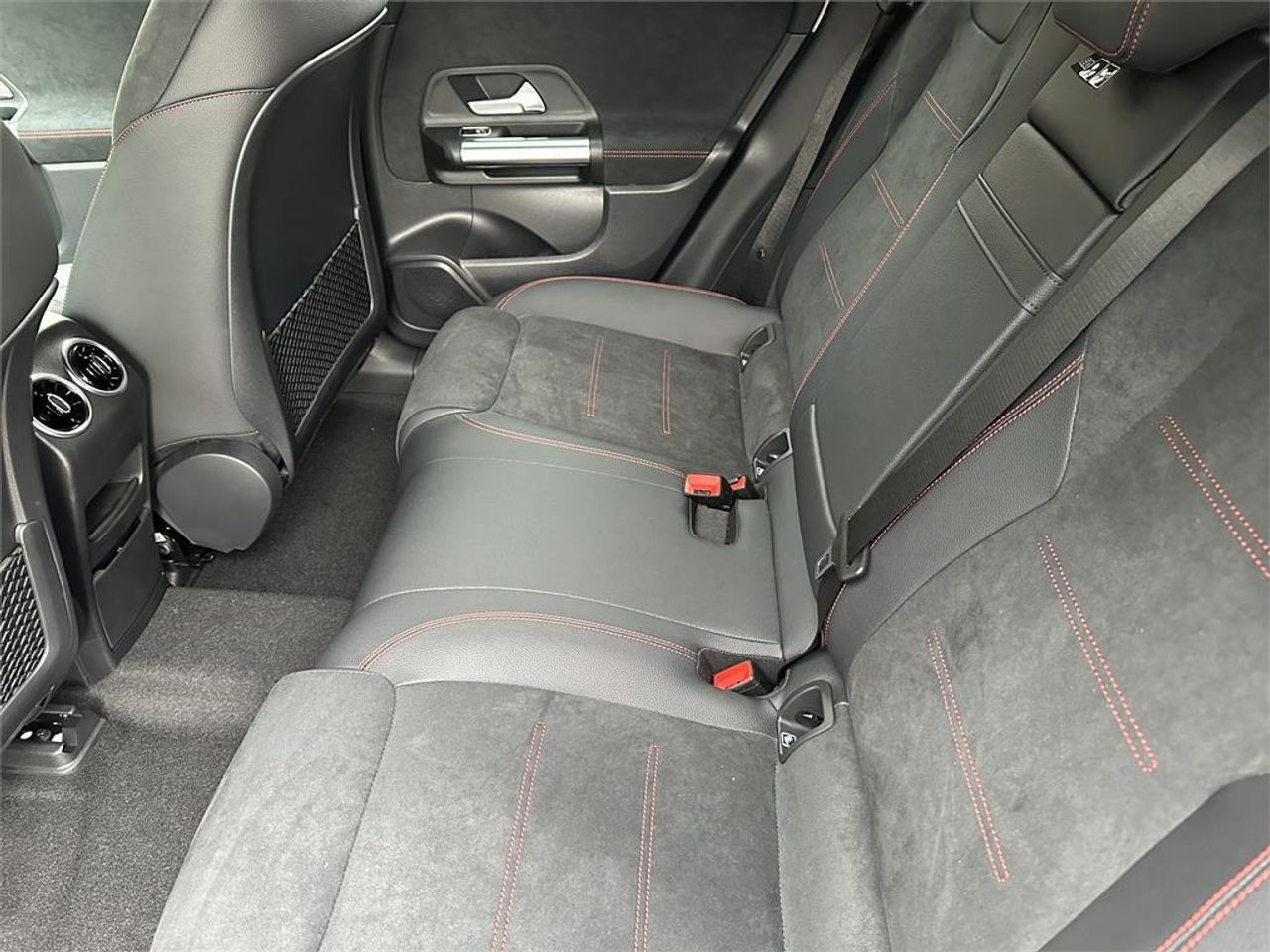 Mercedes EQA EQA 250+ - foto 4