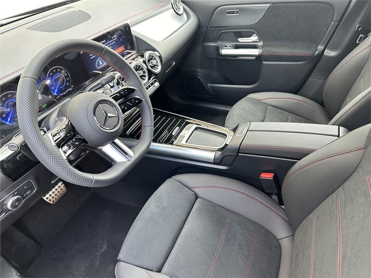 Mercedes EQA EQA 250+ - foto 3