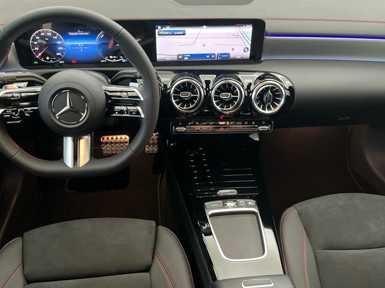 Mercedes CLA 250 e Coupé con tecnología híbrida EQ - foto 8