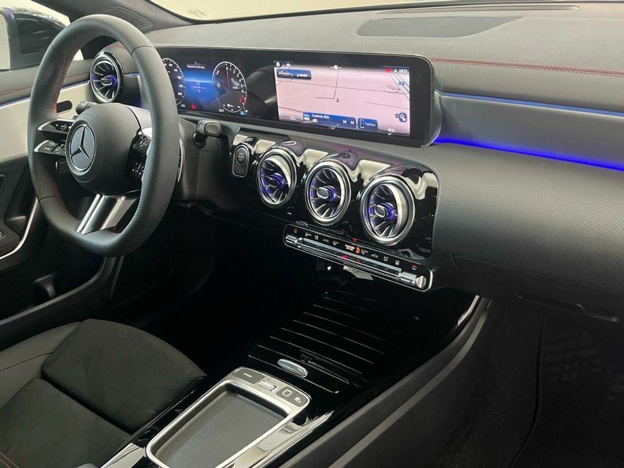 Mercedes CLA 250 e Coupé con tecnología híbrida EQ - foto 10