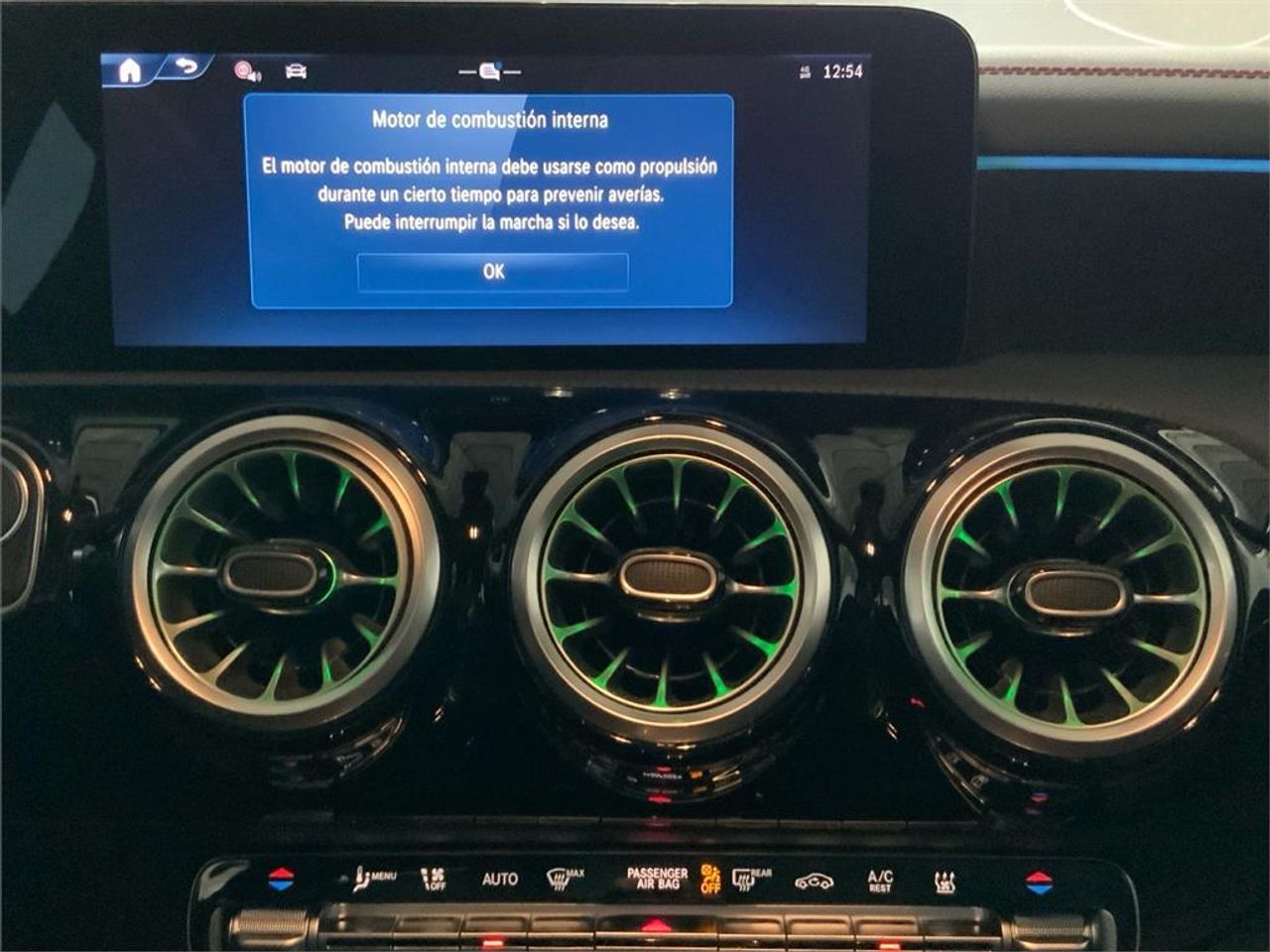 Mercedes CLA 250 e Shooting Brake - foto 13