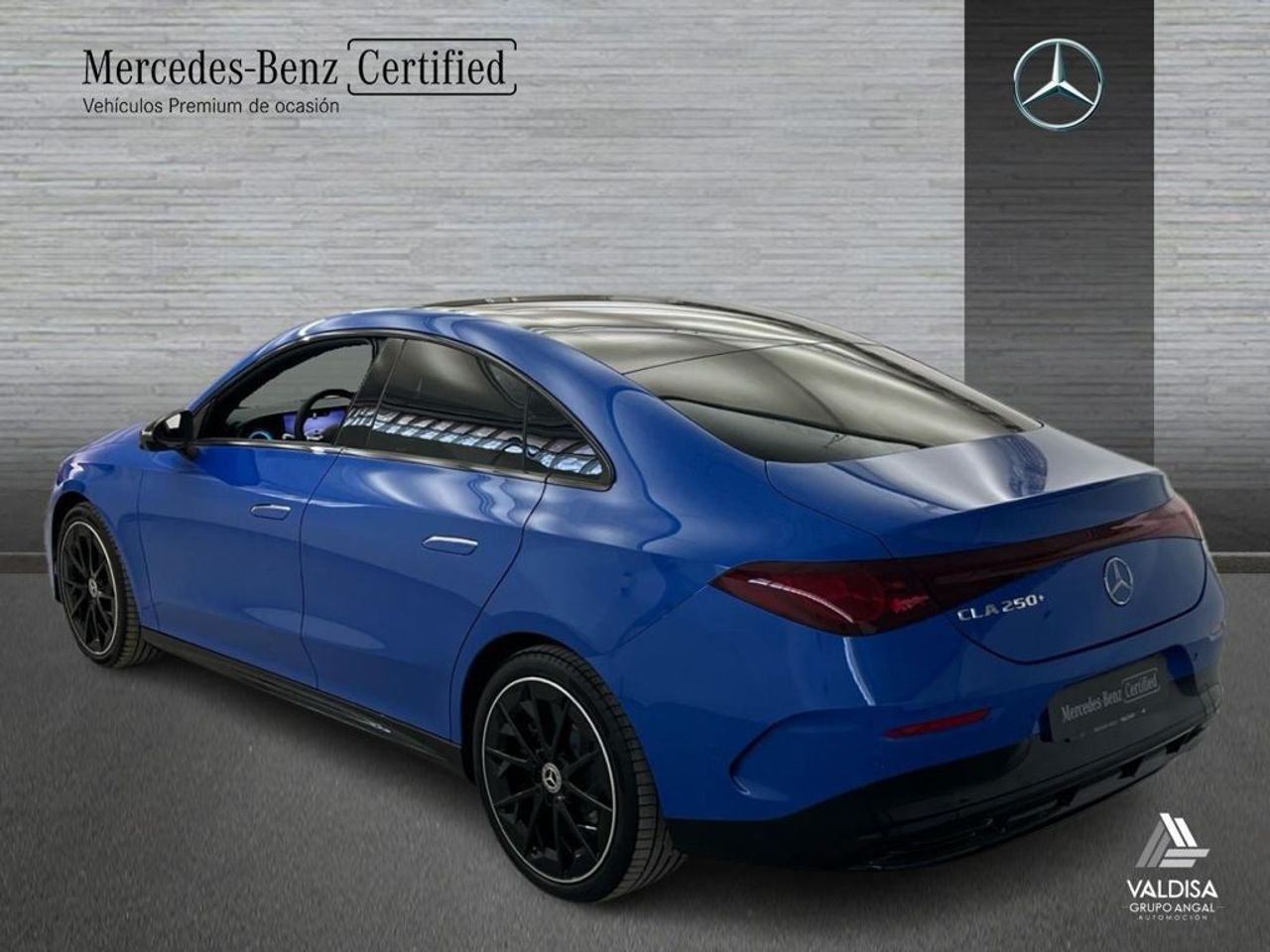 Mercedes CLA 250+ con tecnología EQ - foto 4