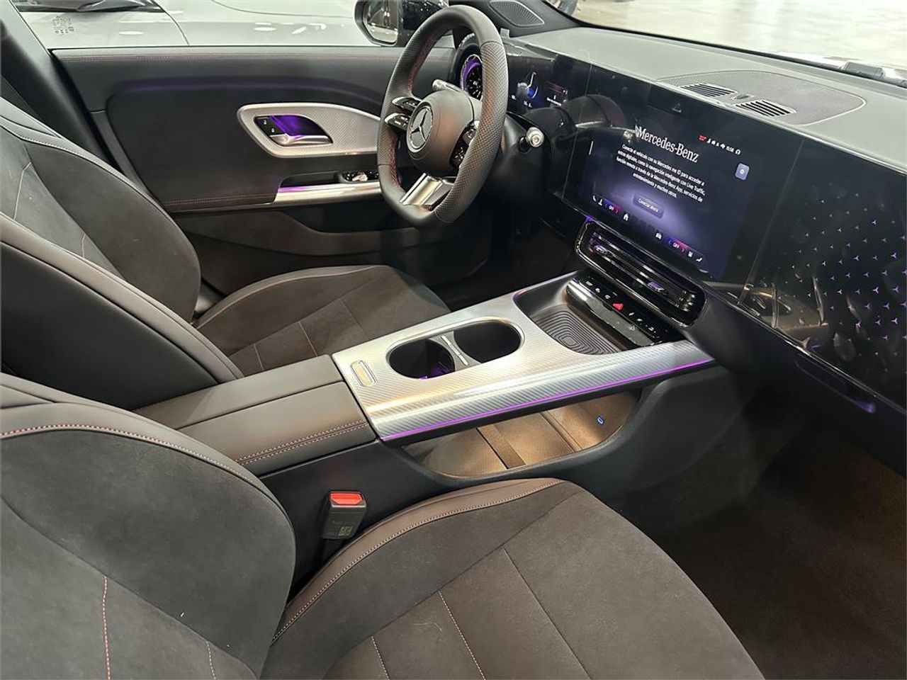 Mercedes CLA 250+ con tecnología EQ - foto 6