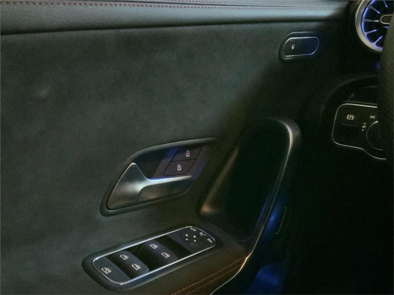 Mercedes CLA 250 e - foto 16