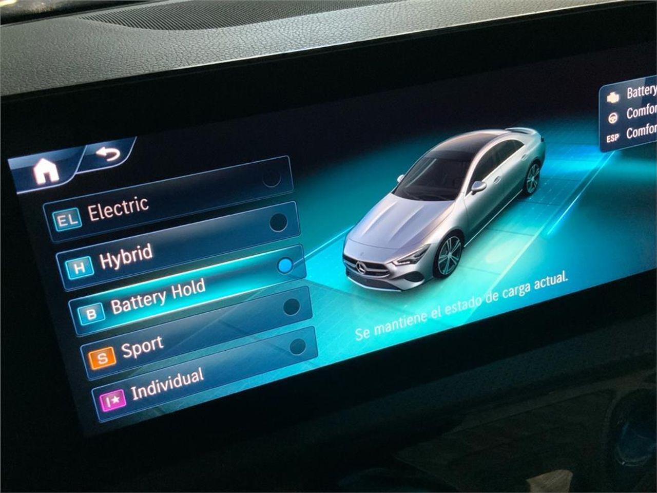 Mercedes CLA 250 e - foto 28