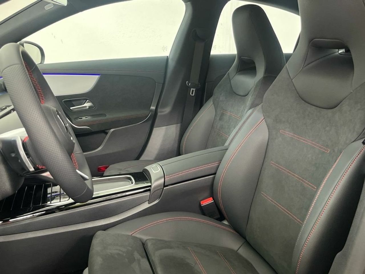 Mercedes CLA 250 e Coupé con tecnología híbrida EQ - foto 7
