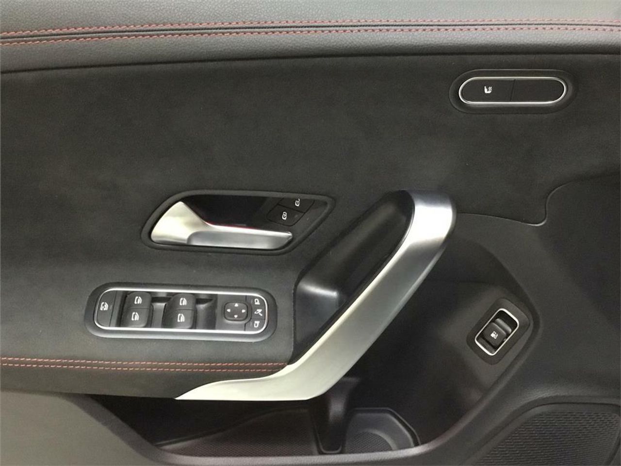 Mercedes CLA 250 e - foto 15