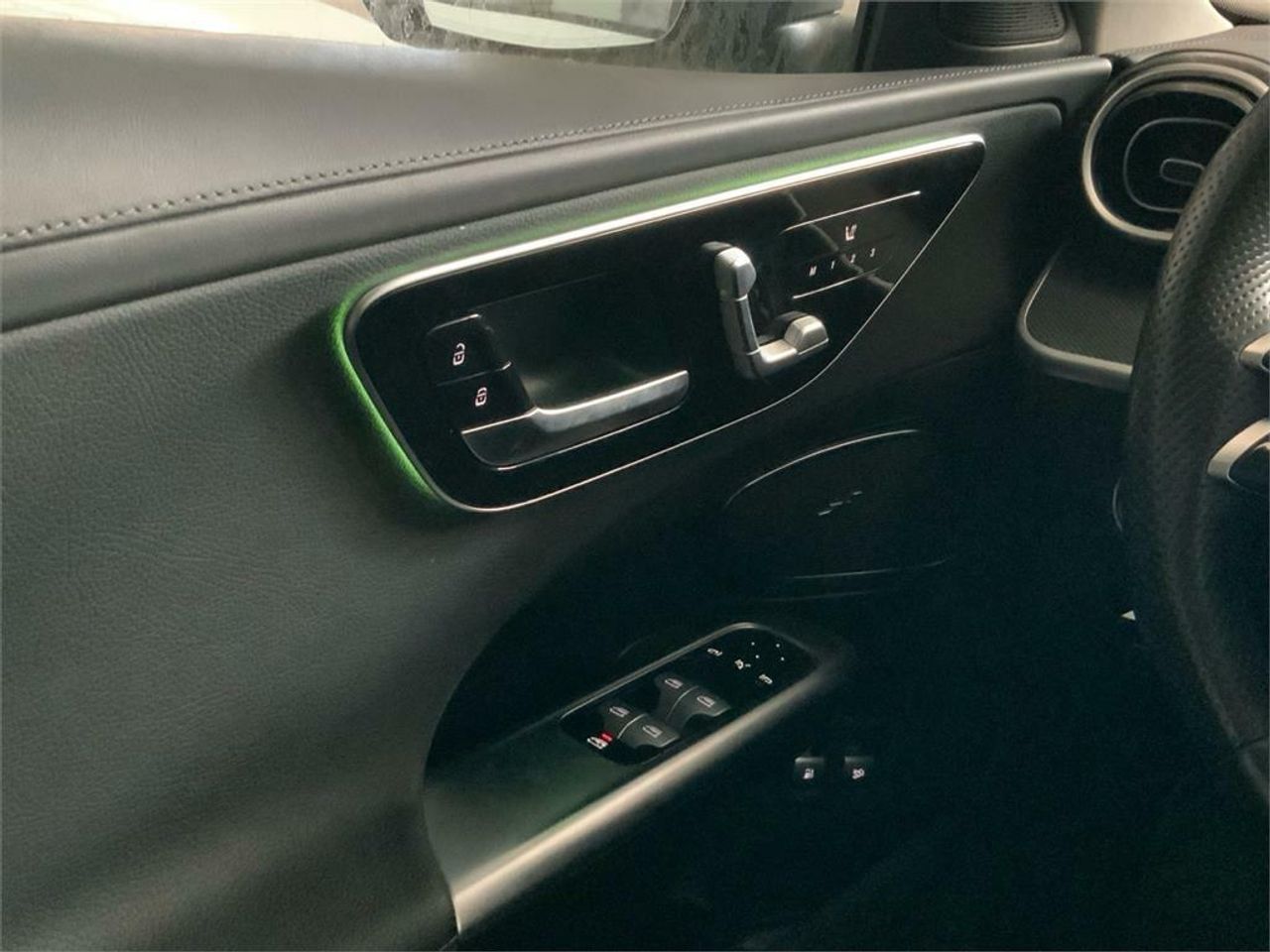 Mercedes Clase C 300 e Berlina - foto 15