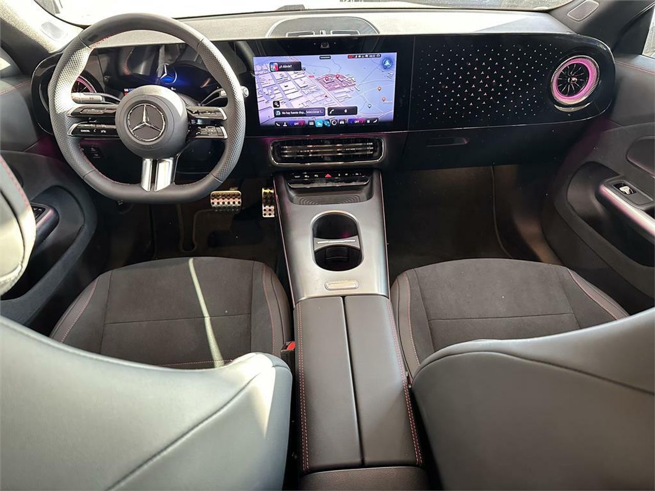 Mercedes CLA 250+ con tecnología EQ - foto 6