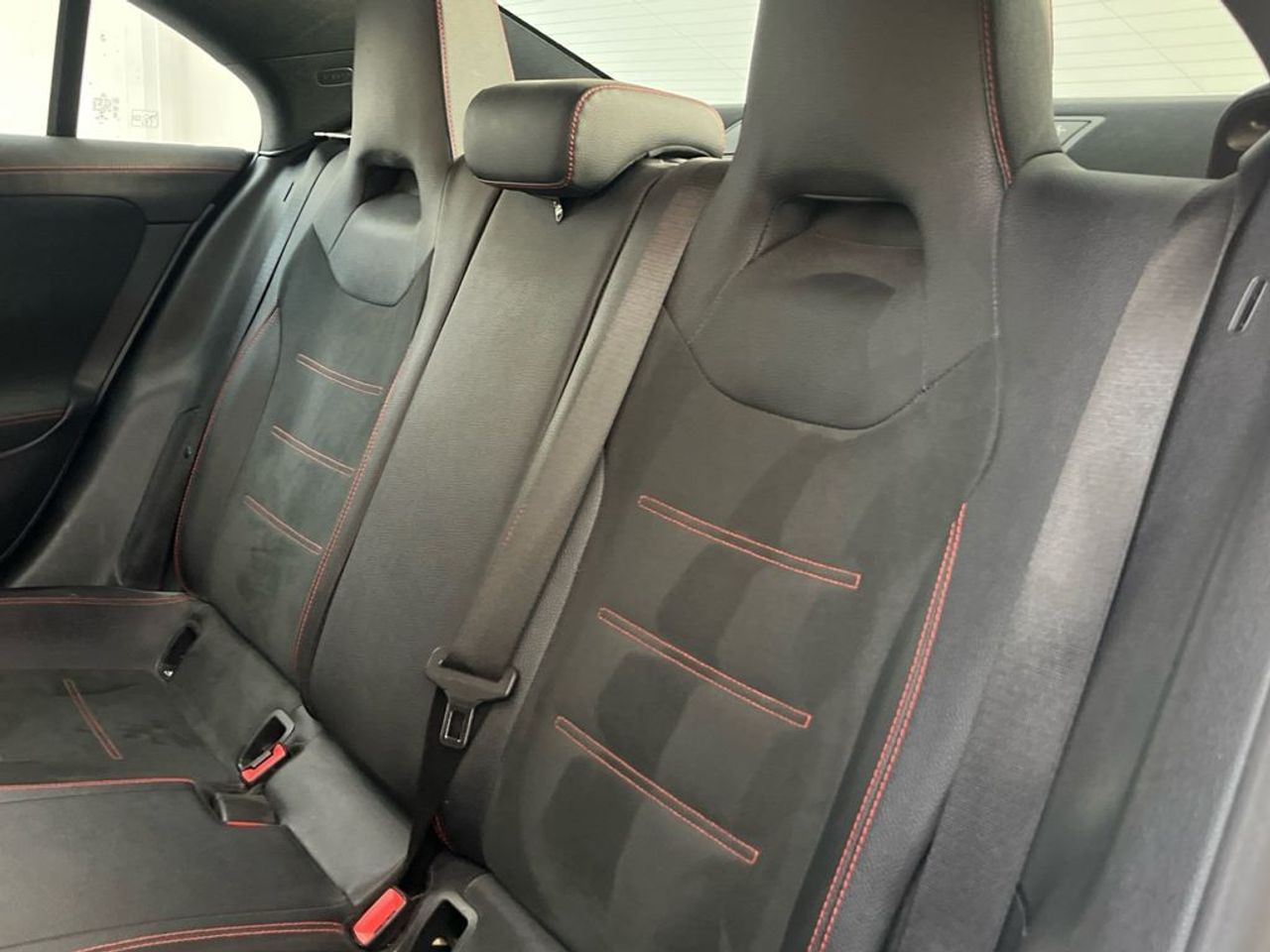 Mercedes CLA 180 AMG Line (EURO 6d) - foto 11