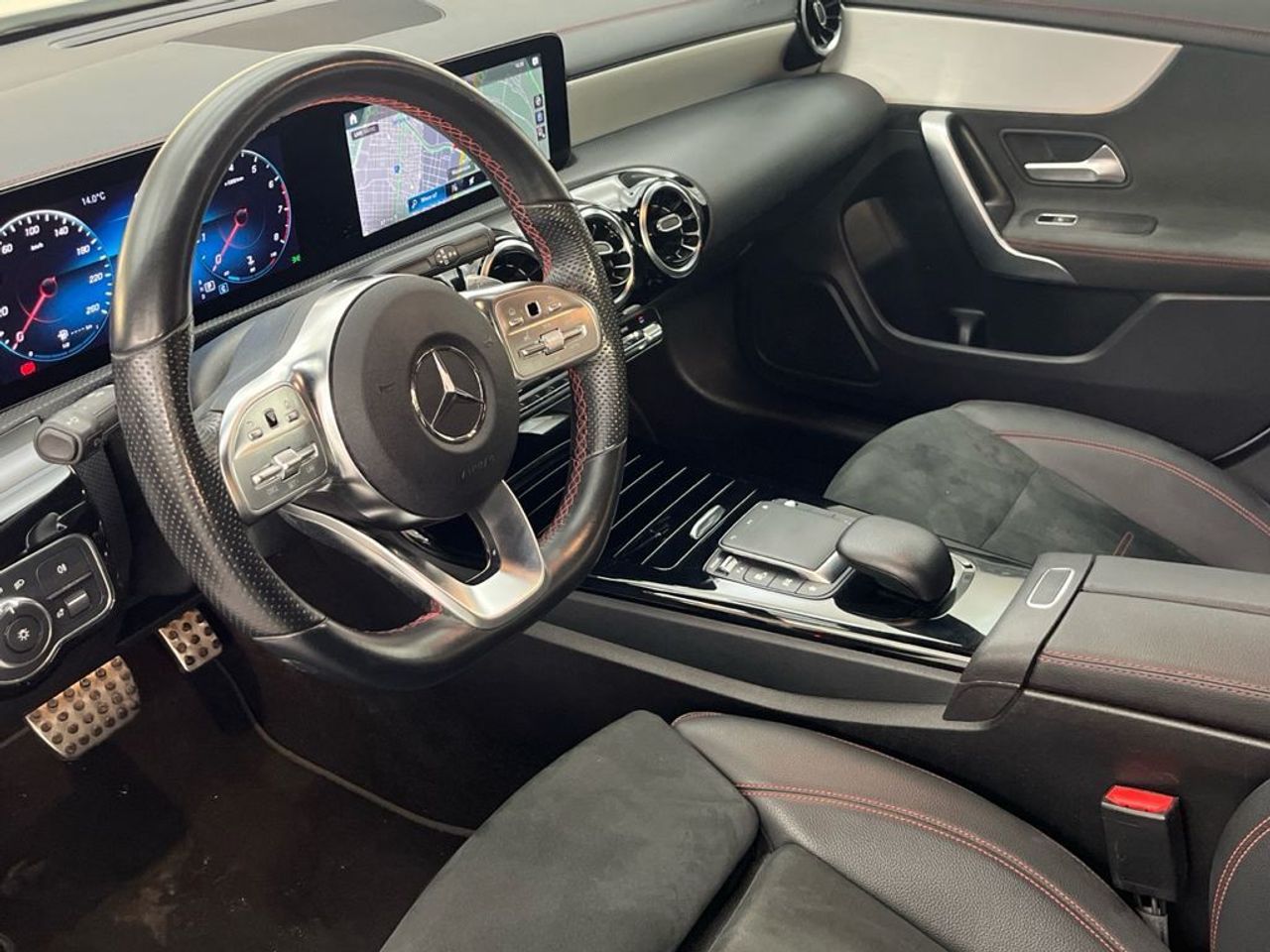 Mercedes CLA 180 AMG Line (EURO 6d) - foto 6