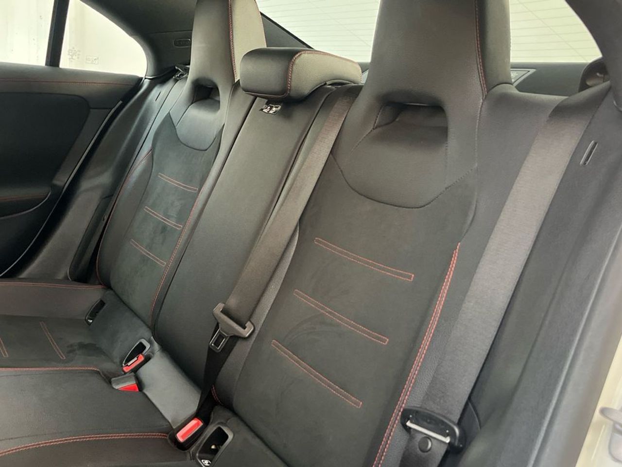 Mercedes CLA 180 AMG Line (EURO 6d) - foto 11