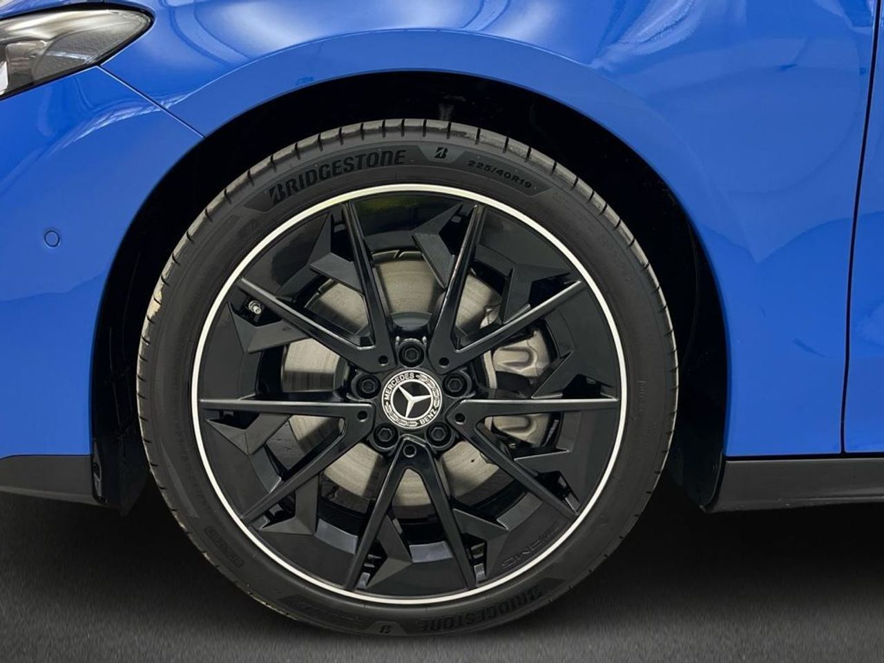 Mercedes CLA 250+ con tecnología EQ - foto 5