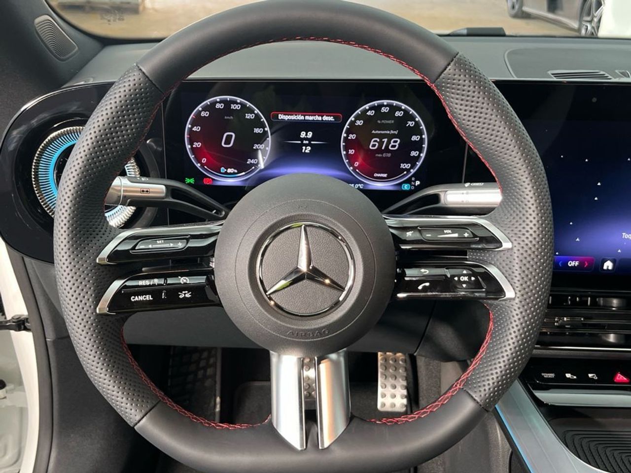 Mercedes CLA 250+ con tecnología EQ - foto 9