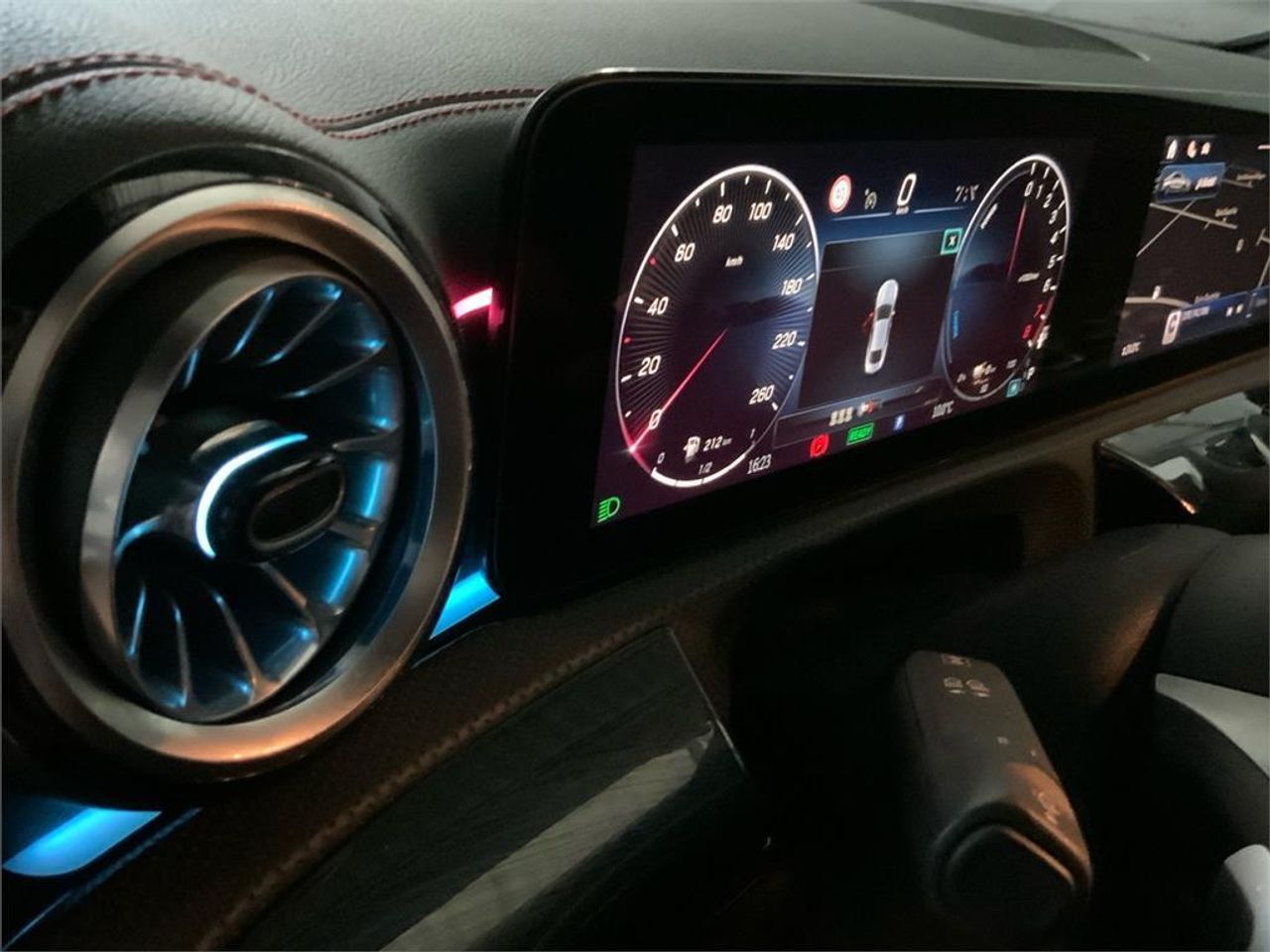 Mercedes CLA 250 e - foto 21