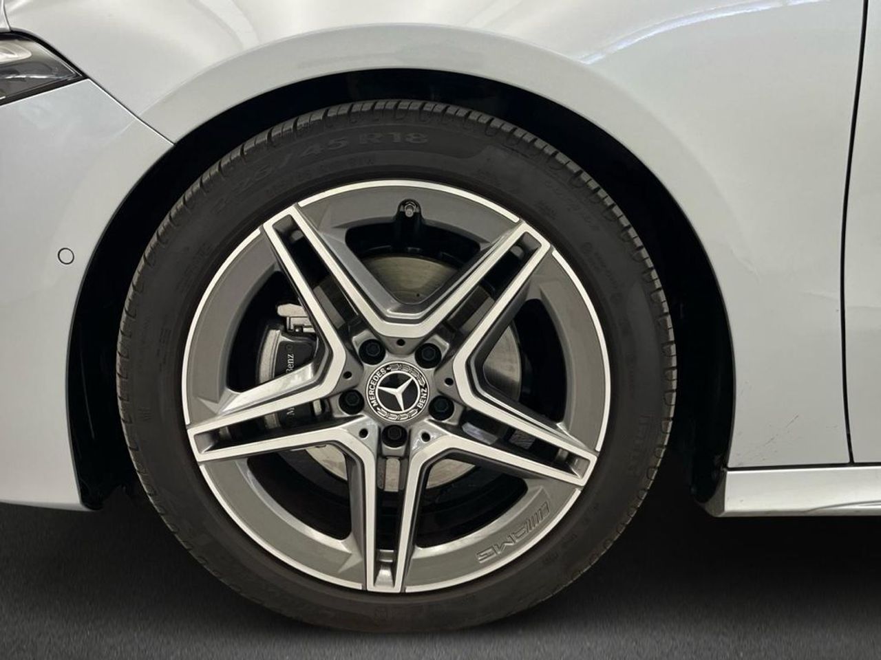 Mercedes Clase A 180 AMG Line (EURO 6e) - foto 5