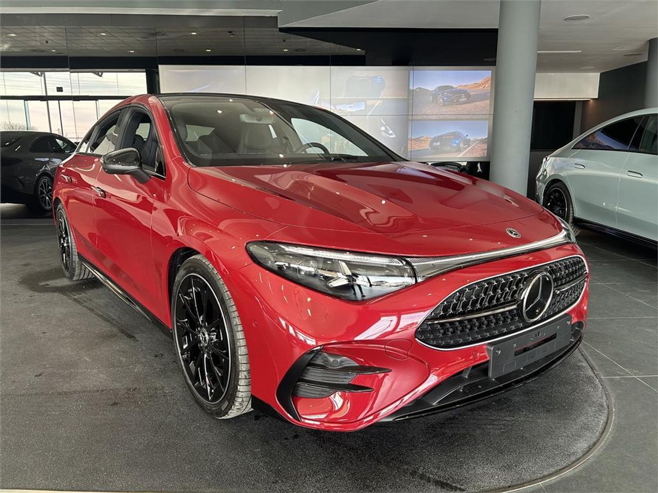 Mercedes CLA 220 con tecnología híbrida - foto 2