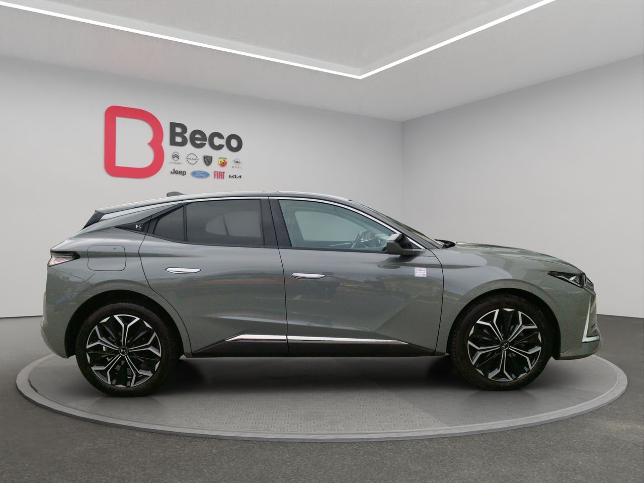 DS Automobiles DS 4 1.5 BLUEHDI 130 RIVOLI AUTO 130 5P - Foto 2