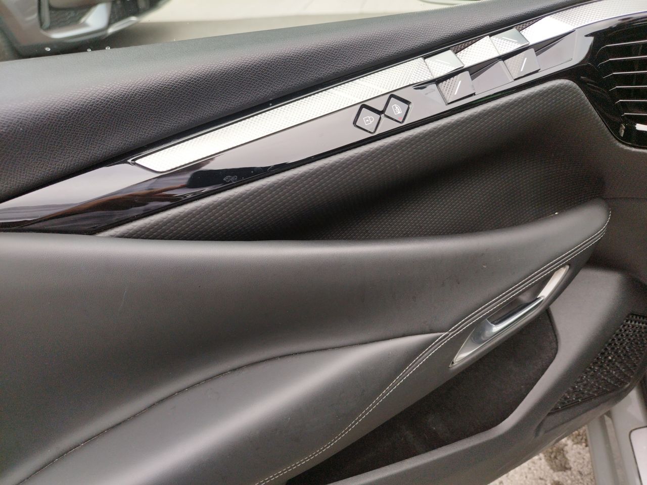 DS Automobiles DS 4 1.5 BLUEHDI 130 RIVOLI AUTO 130 5P - Foto 2