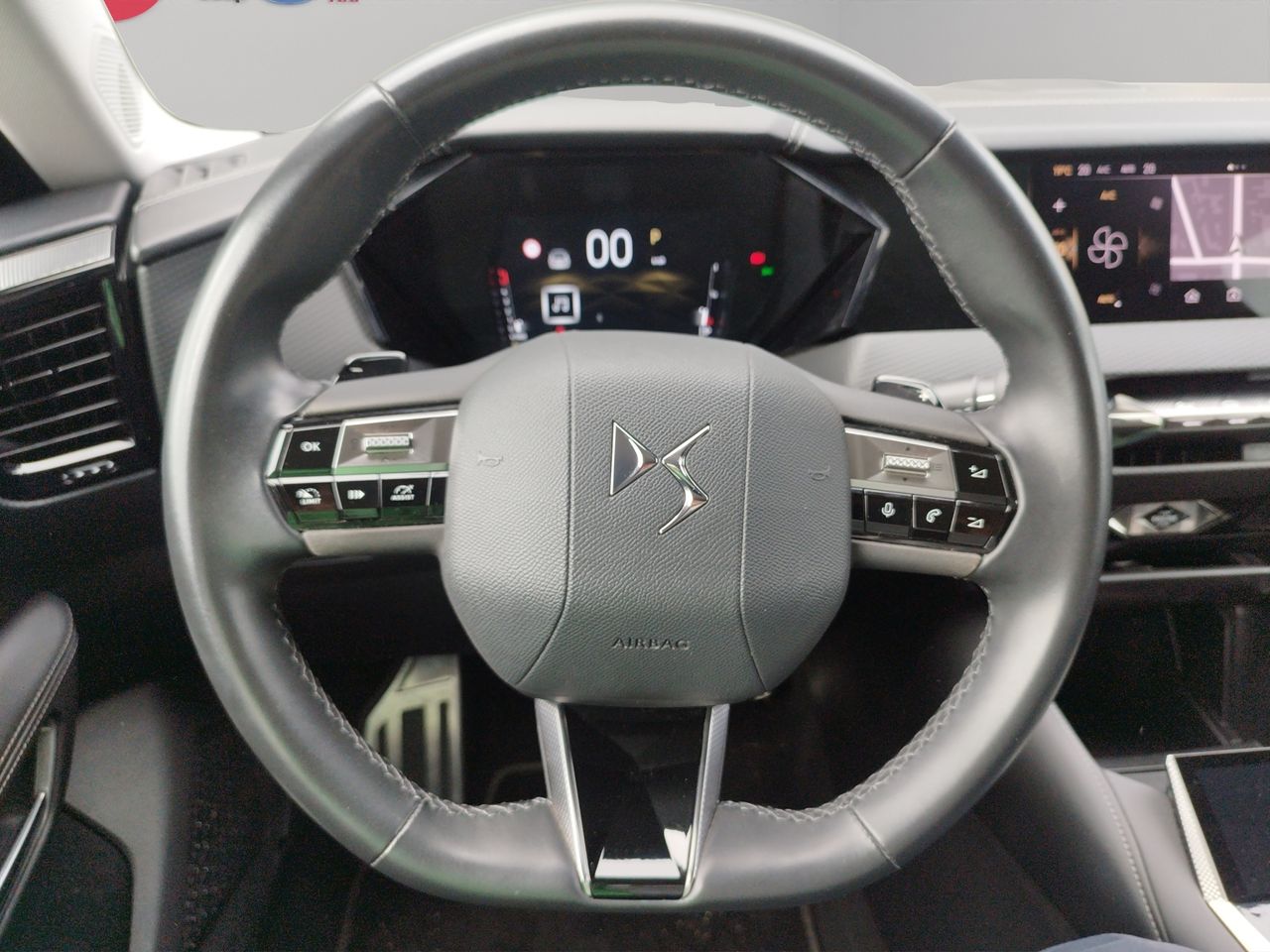 DS Automobiles DS 4 1.5 BLUEHDI 130 RIVOLI AUTO 130 5P - Foto 2