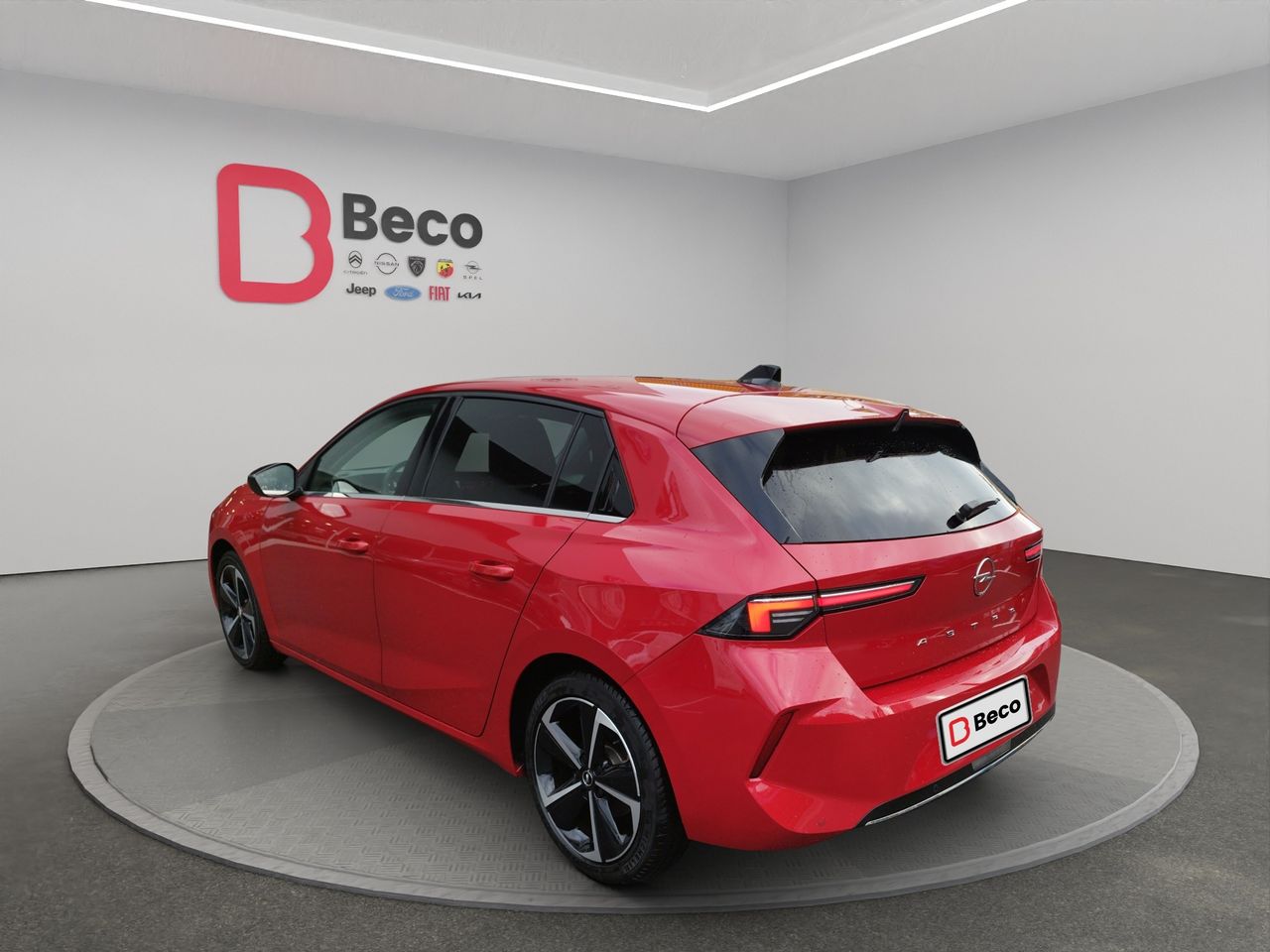 Opel Astra 1.2T XHT 96KW ELEGANCE AUTO 130 5P - Foto 2