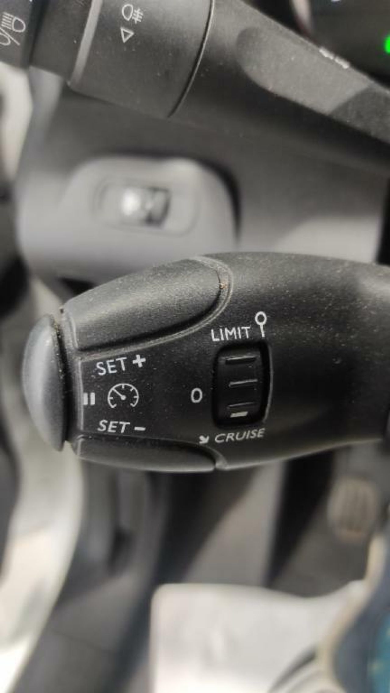 Citroën Berlingo BERLINGO 1.6 BLUEHDI 74KW TALLA M CONTROL 100 3P - Foto 2