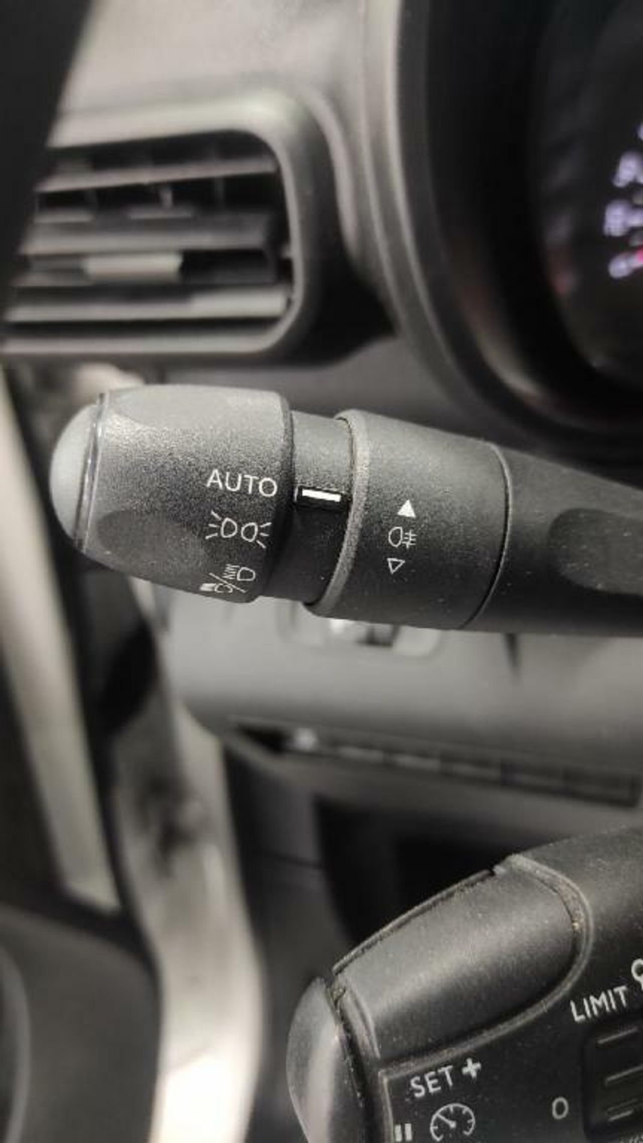 Citroën Berlingo BERLINGO 1.6 BLUEHDI 74KW TALLA M CONTROL 100 3P - Foto 2