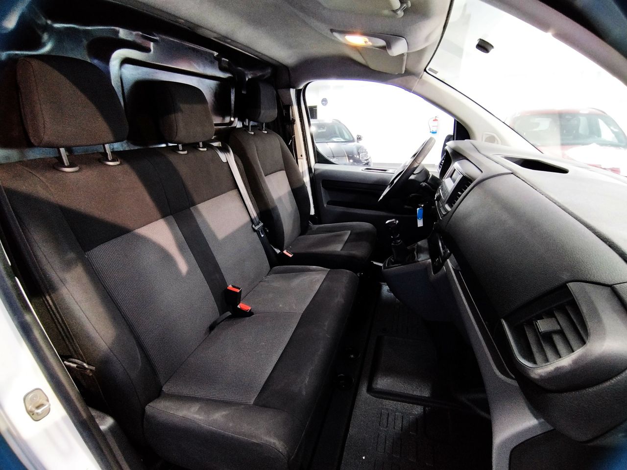 Peugeot Expert 1.6 BLUEHDI 85KW S&S MWB PREMIUM 115 4P - Foto 2