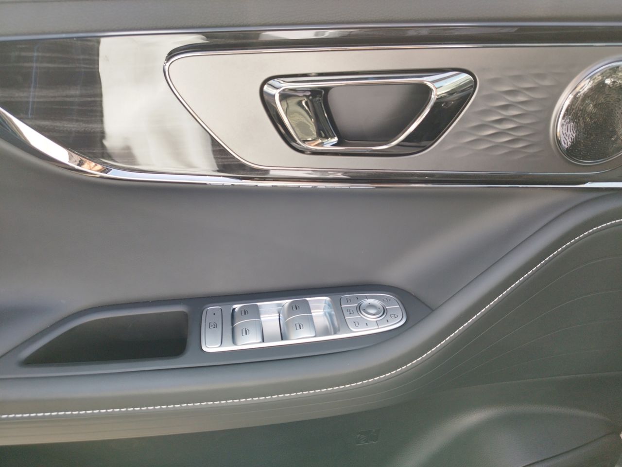 Omoda 5 1.6 T-GDI 108KW PREMIUM DCT 147 5P - Foto 2