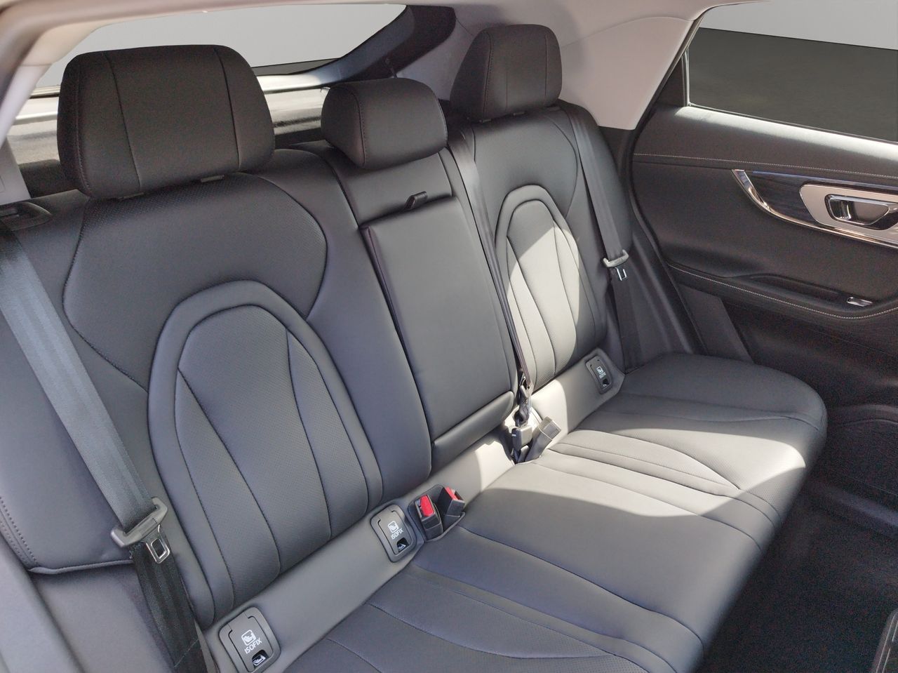 Omoda 5 1.6 T-GDI 108KW PREMIUM DCT 147 5P - Foto 2