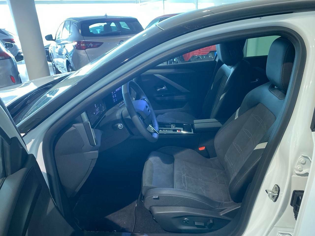 Opel Astra  54kWh  Auto GS - Foto 2