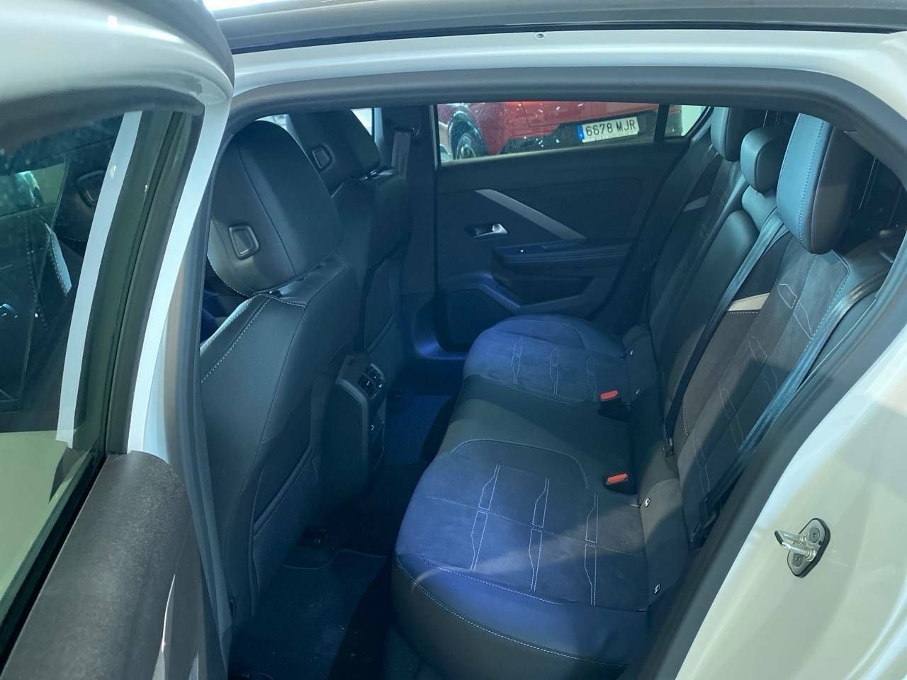 Opel Astra  54kWh  Auto GS - Foto 2