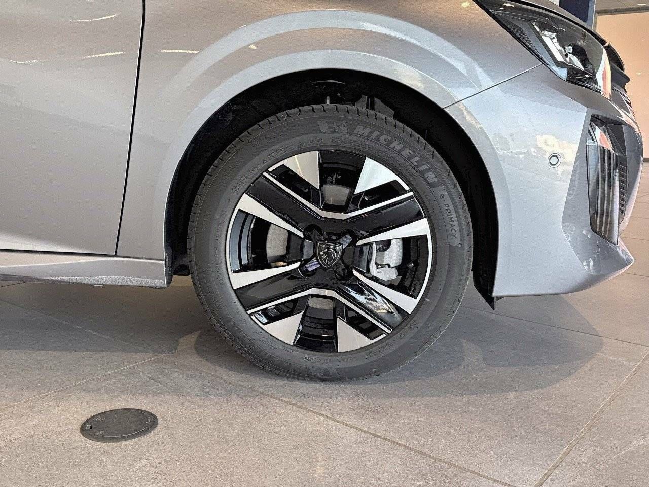 Peugeot 208   HYBRID 110 eDCS6 Allure - Foto 2