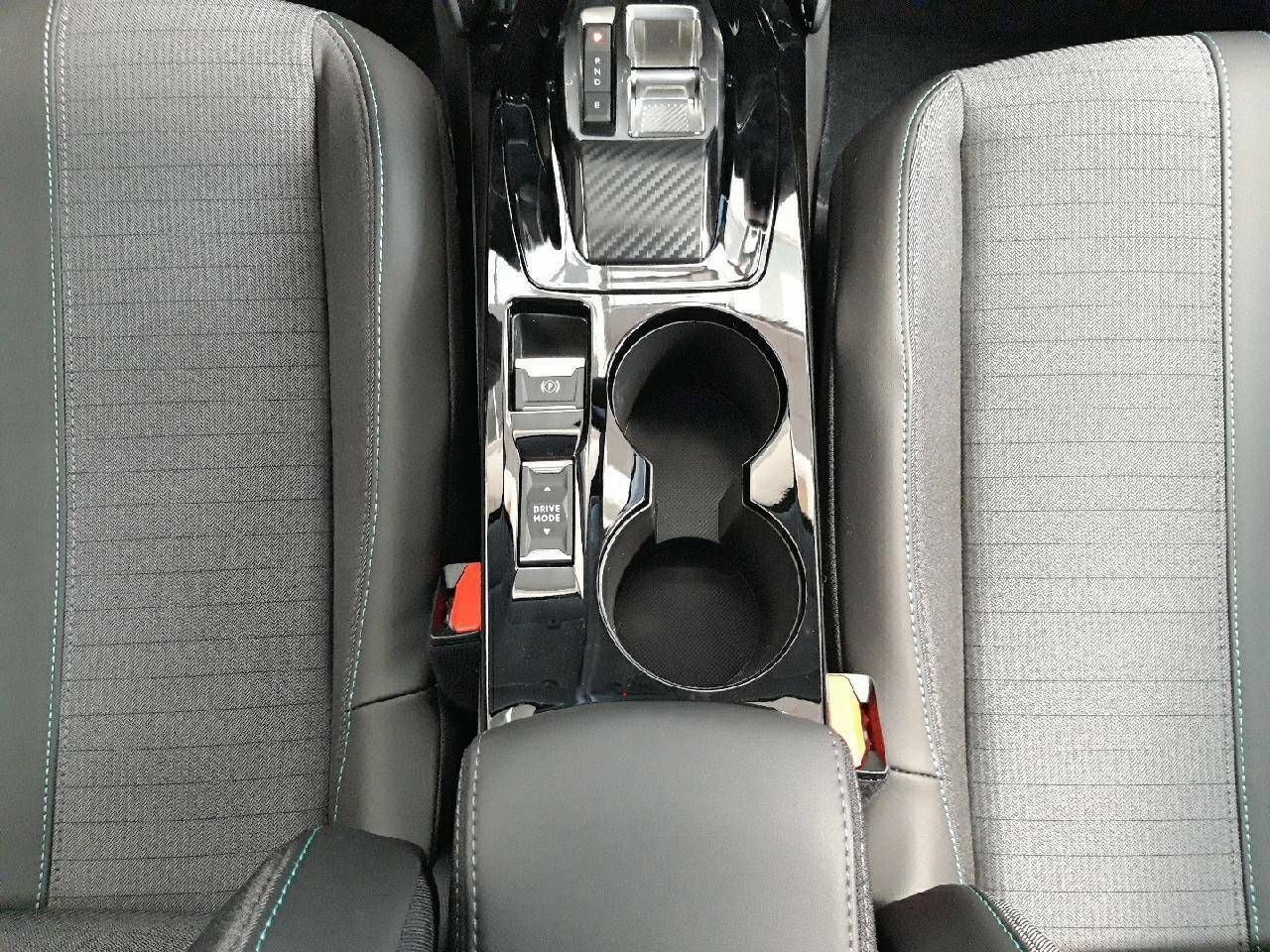 Peugeot 208  Eléctrico Allure Pack - Foto 2
