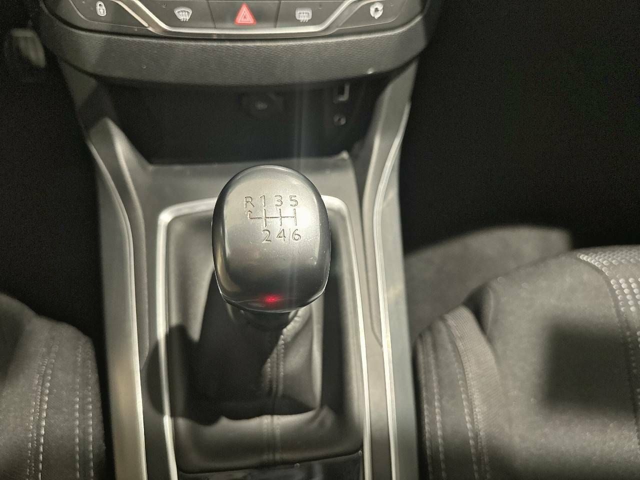 Peugeot 308  SW  1.2 PureTech 130 S&S GT Line - Foto 2