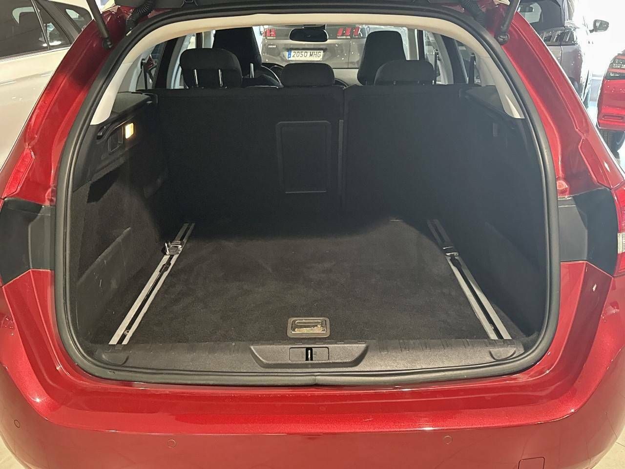 Peugeot 308  SW  1.2 PureTech 130 S&S GT Line - Foto 2