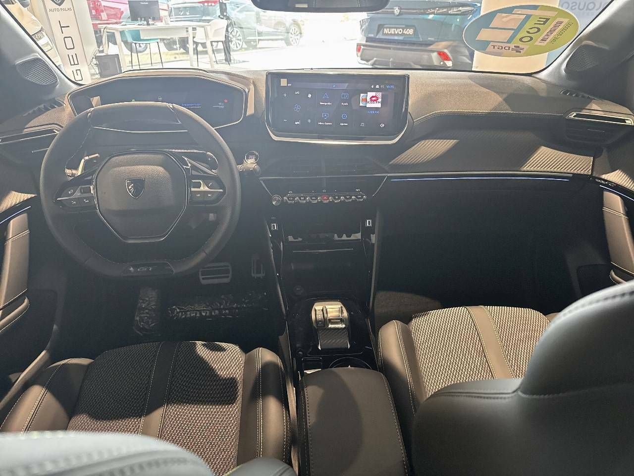 Peugeot 208   HYBRID 145 eDCS6 GT - Foto 2