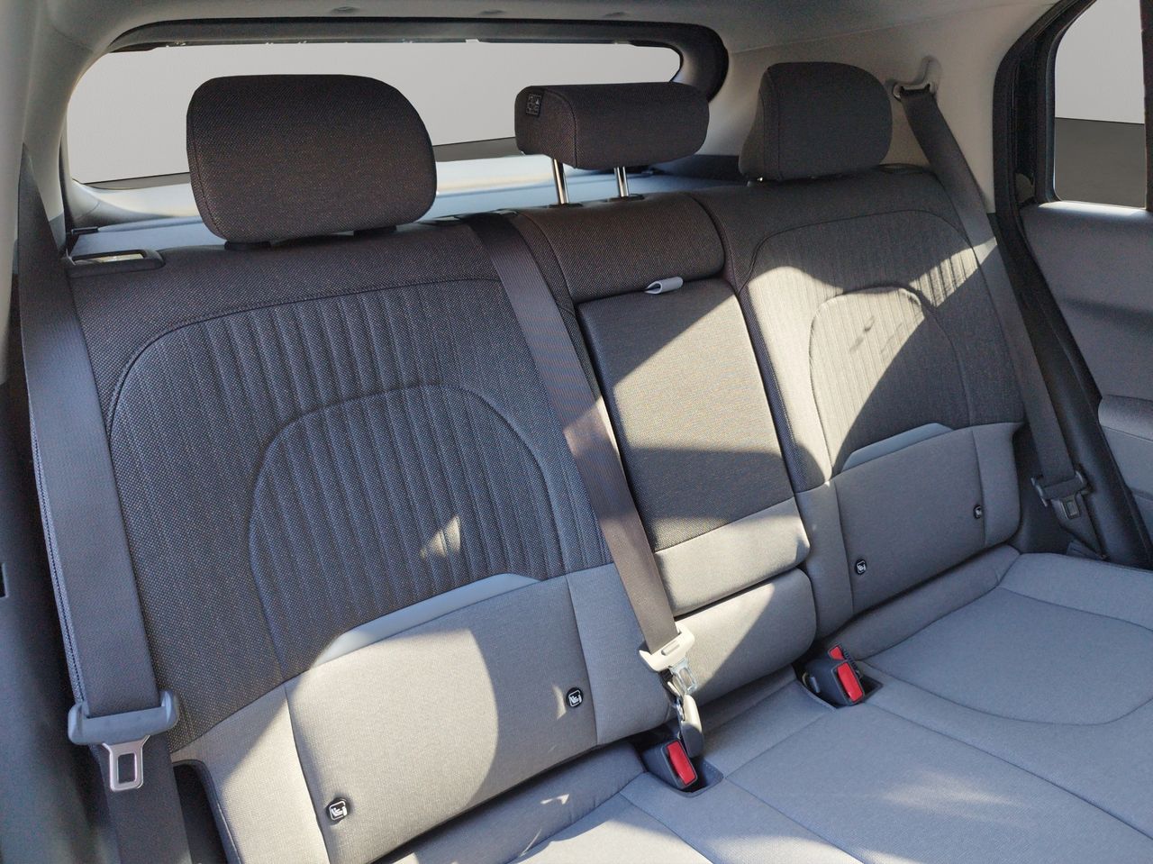 Kia EV3 BEV 81KWH 150KW AIR AUTO 204 5P - Foto 2